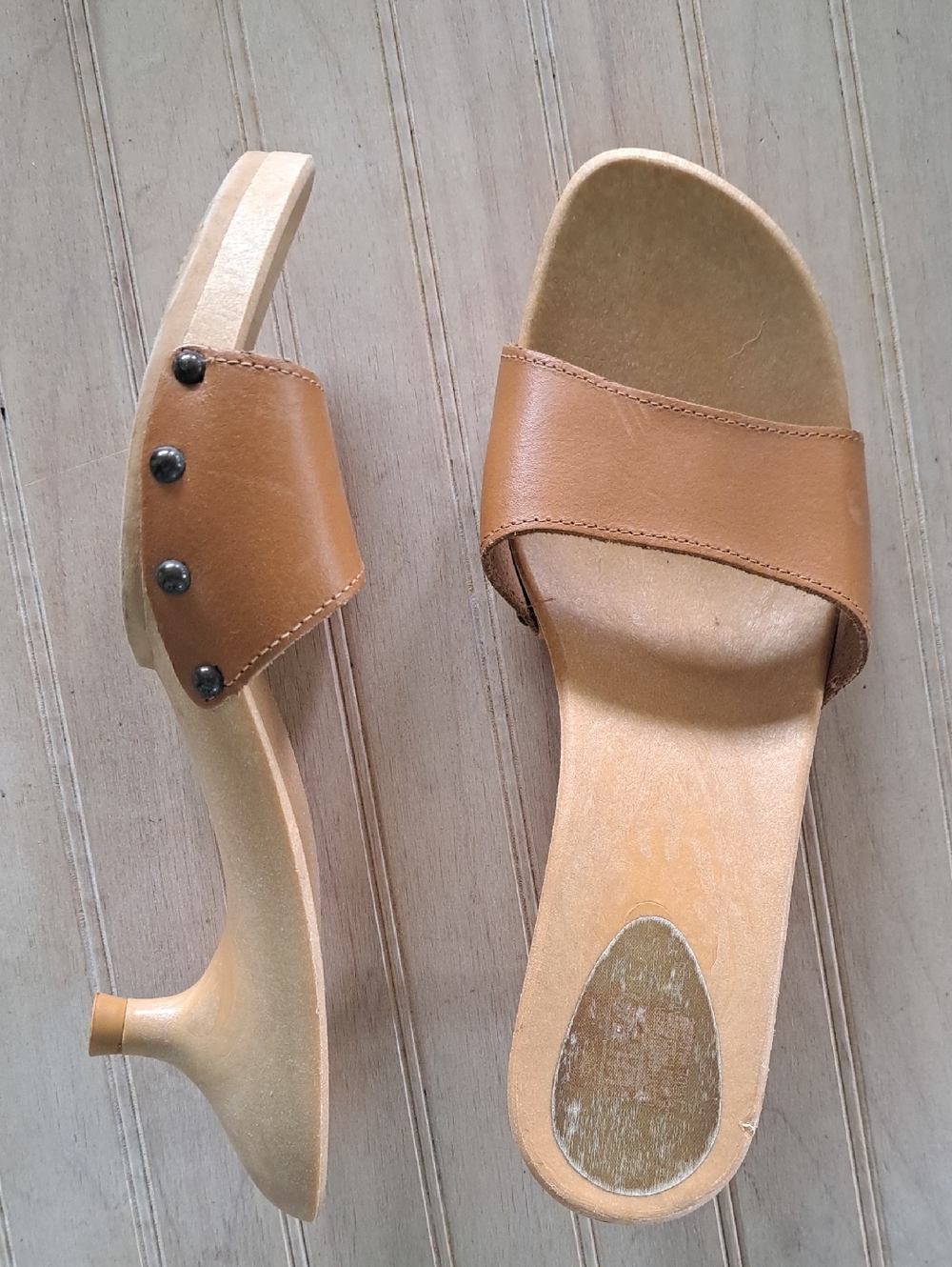 Vintage Studio C Italy Leather Clog Sandals Tan Minimalist Euro Chic Kitten Heel